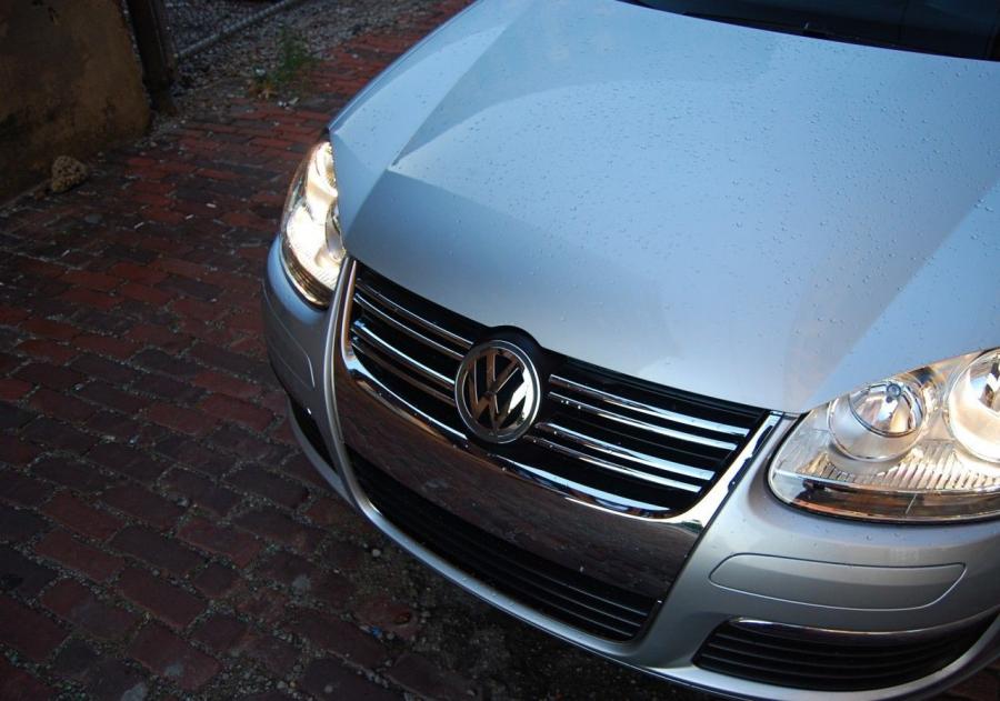  Volkswagen Sportwagen SE 2009 года  (фото 3 из 28)